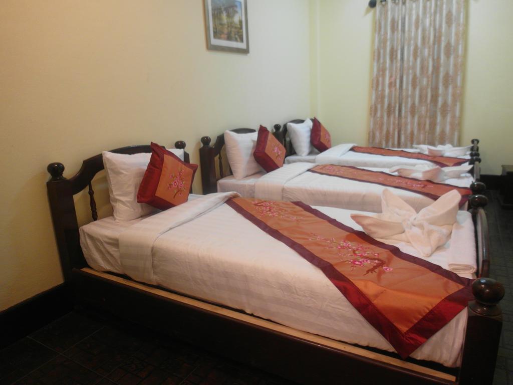 Kinnaly Place House Luang Prabang Room photo