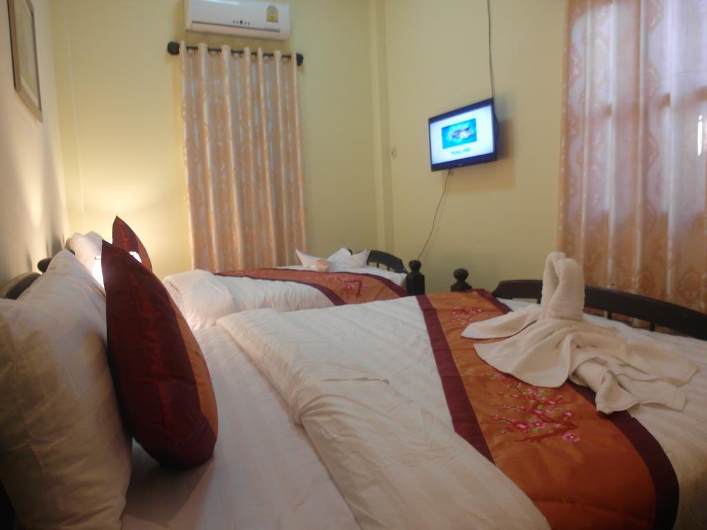 Kinnaly Place House Luang Prabang Room photo